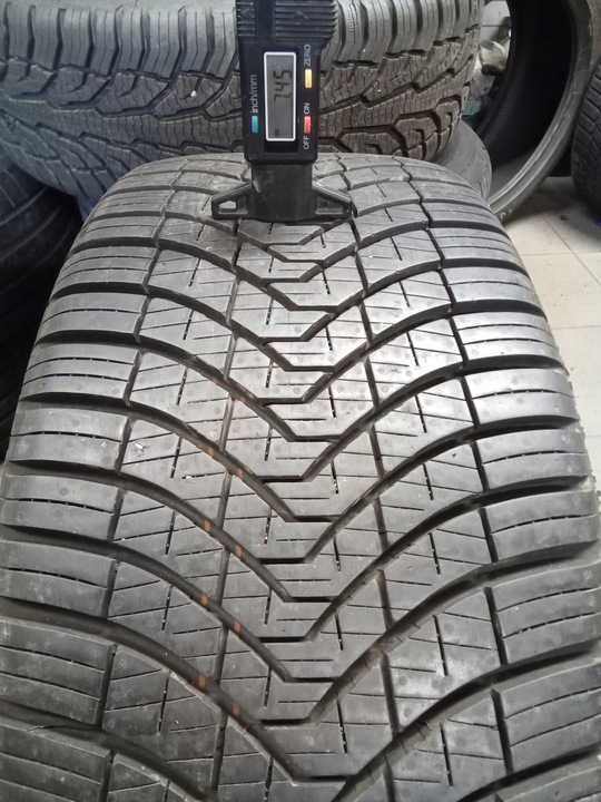 Opona całoroczna Kumho Solus 4S HA32 225/45R17 94 W (3PMSF)