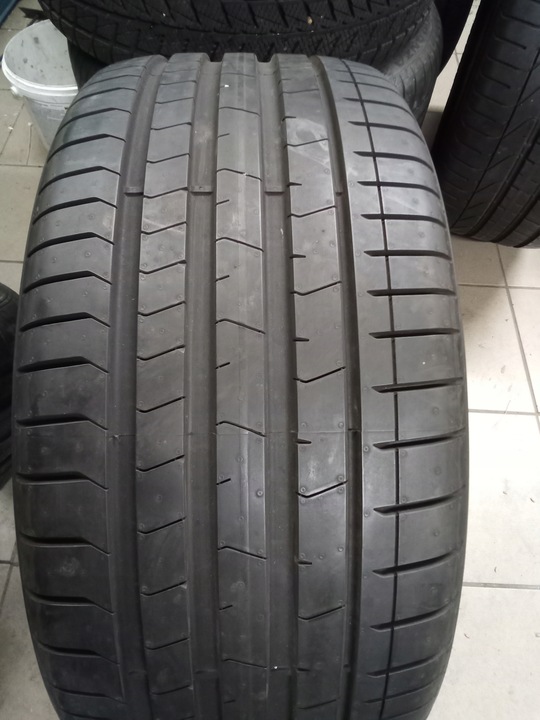 Opona letnia Pirelli P Zero PZ4 255/35R20 97 Y wzmocnienie (XL) J - Jaguar