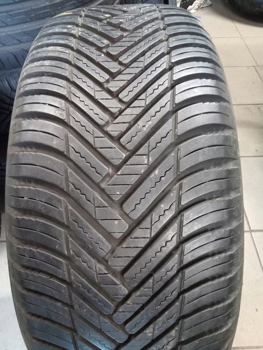 Opona całoroczna Hankook Kinergy 4S2 H750 215/50R17 95 W (3PMSF) (XL)