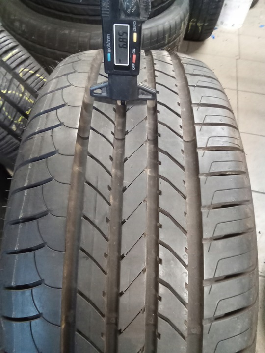 Opona letnia Goodyear EfficientGrip 205/50R17 93 V rant (XL)